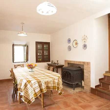 Baixo Villa Puerto de Sóller